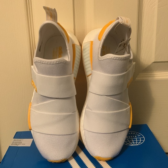 ADIDAS NMD_R1 STRAP SHOES-Women’s Size 7.5-cloud white/collegiate gold BNIB - Picture 16 of 16